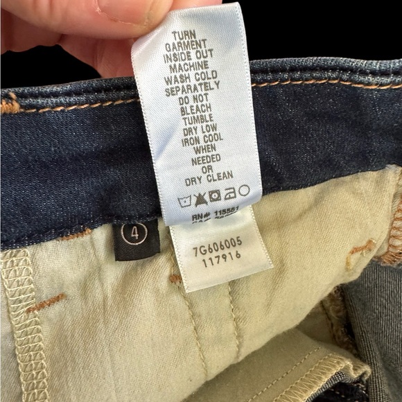 NWT 7 for all mankind Jen 7 shorts - Picture 7 of 13